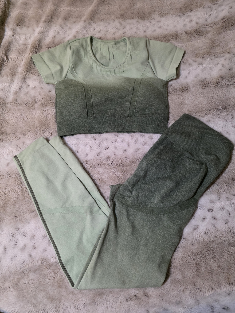 SHEIN Olive Green Ombre Seamless Leggings & Crop Top Set